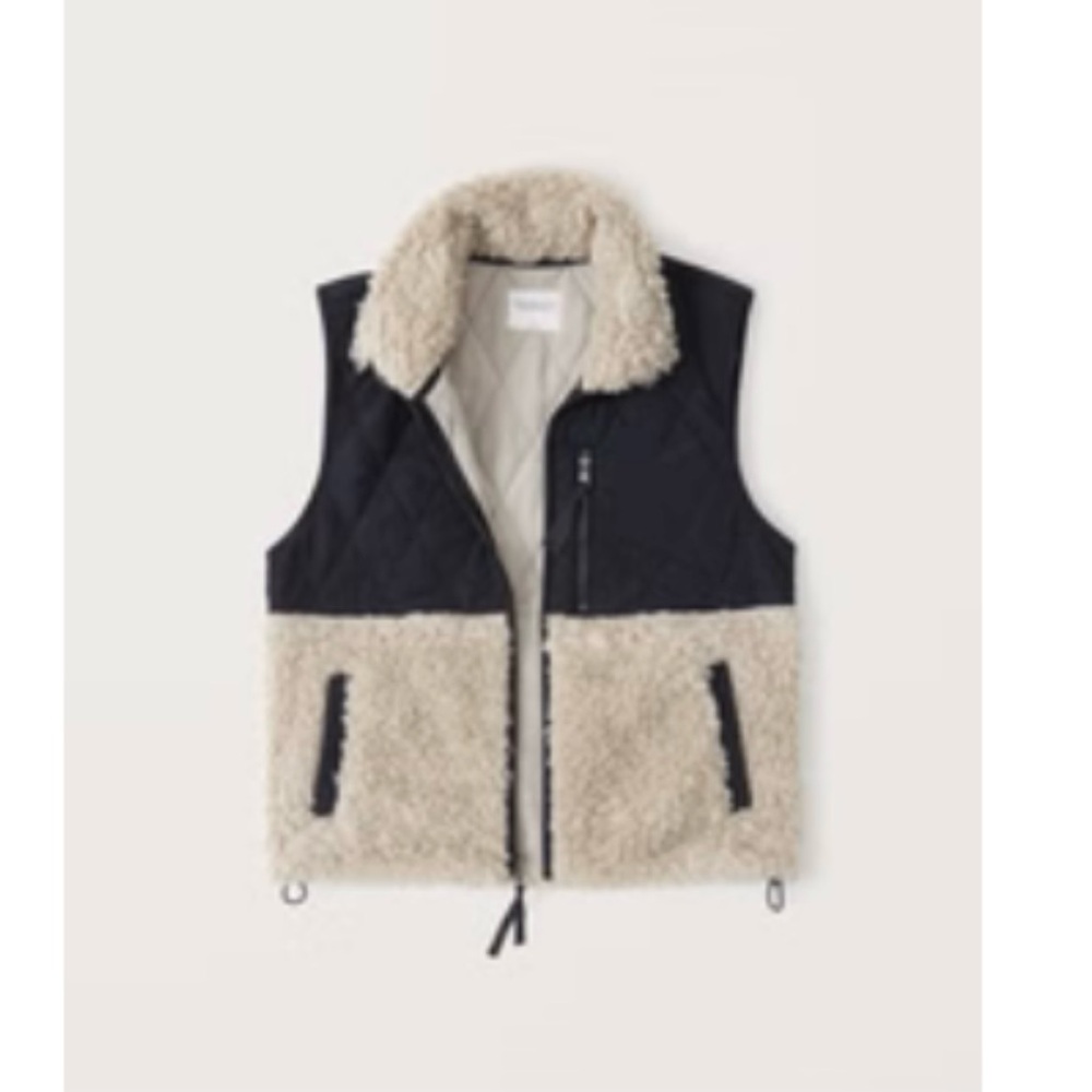 Abercrombie and Fitch two toned Black and Cream Sherpa Vest